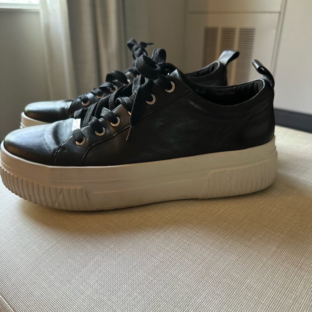 J Slides West Platform Black Leather Tennis Shoes